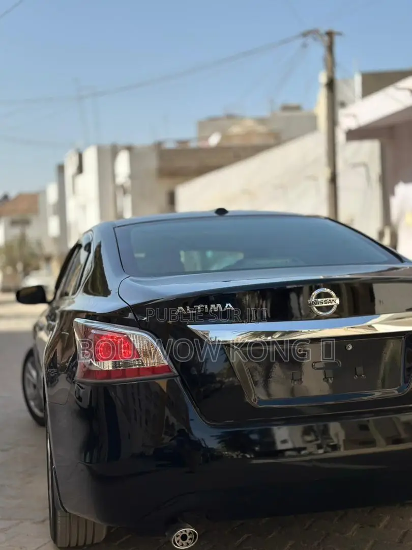 Nissan Altima 2016 Noir