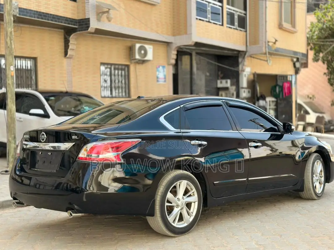 Nissan Altima 2016 Noir