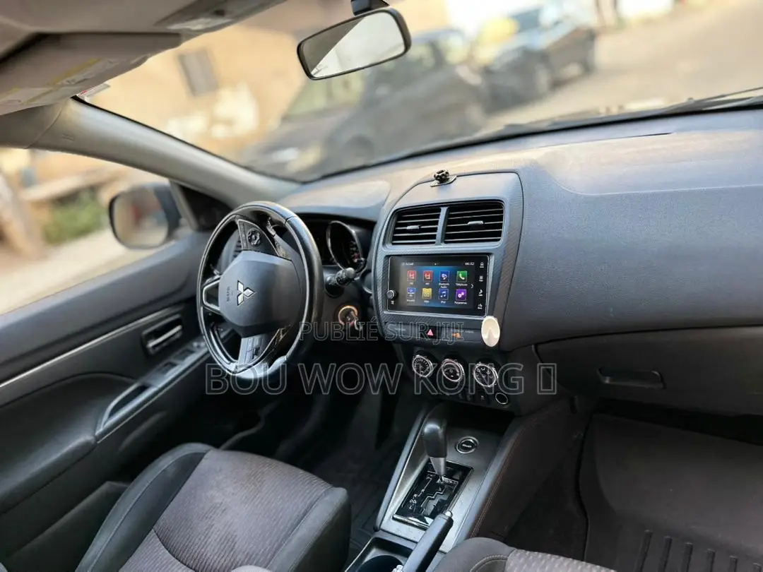 Mitsubishi RVR 2019 Gris
