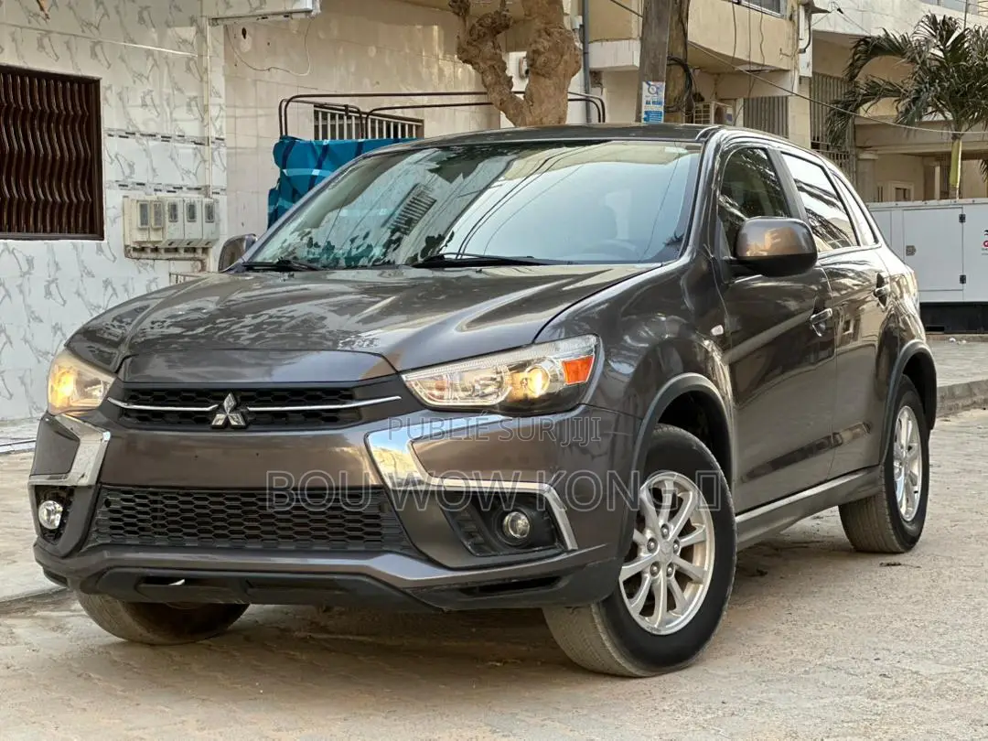 Mitsubishi RVR 2019 Gris