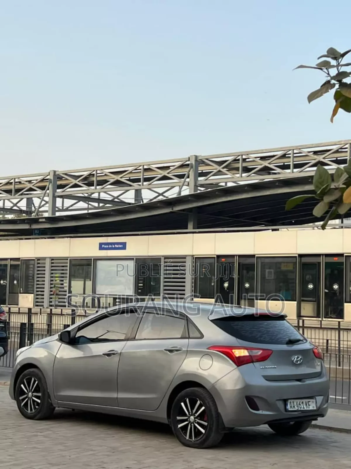 Hyundai Elantra Limited 2024 Gris