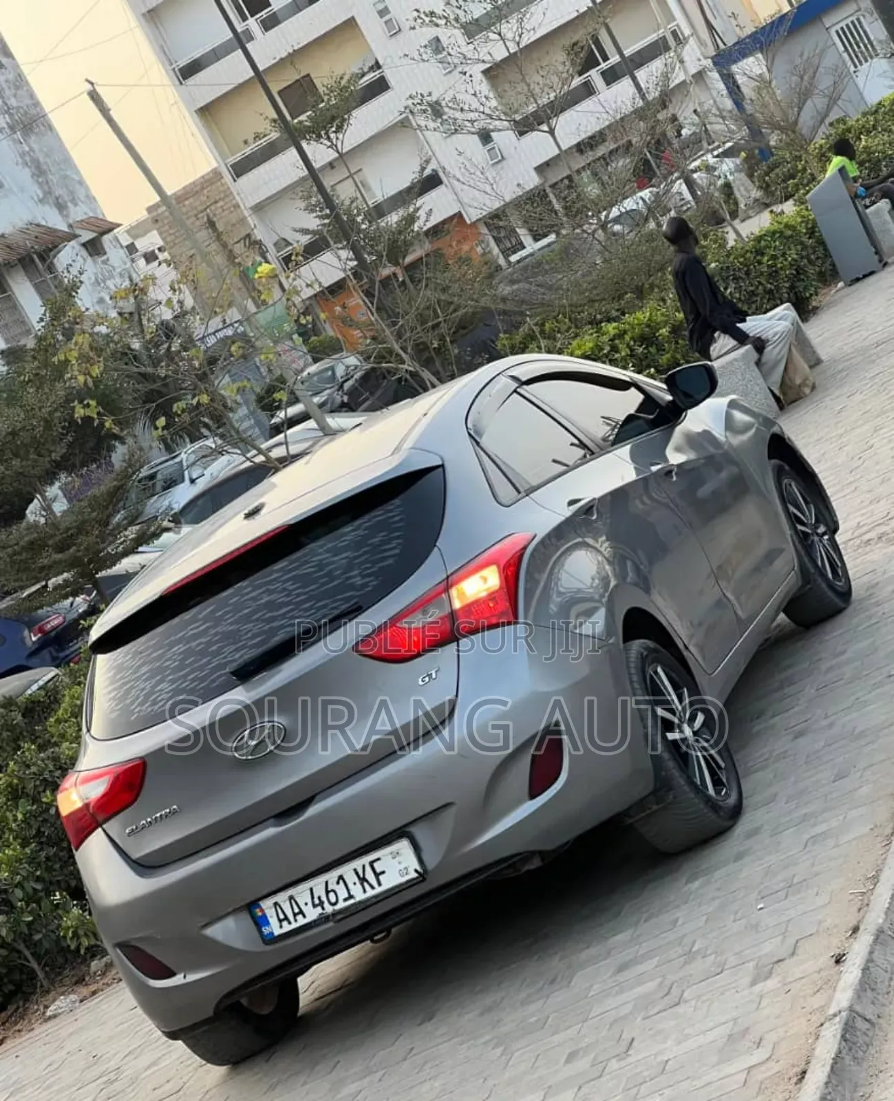 Hyundai Elantra Limited 2024 Gris