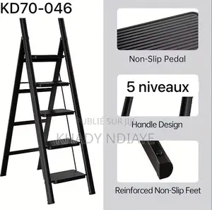 Escabeau Pliable Ou Échelle Gk