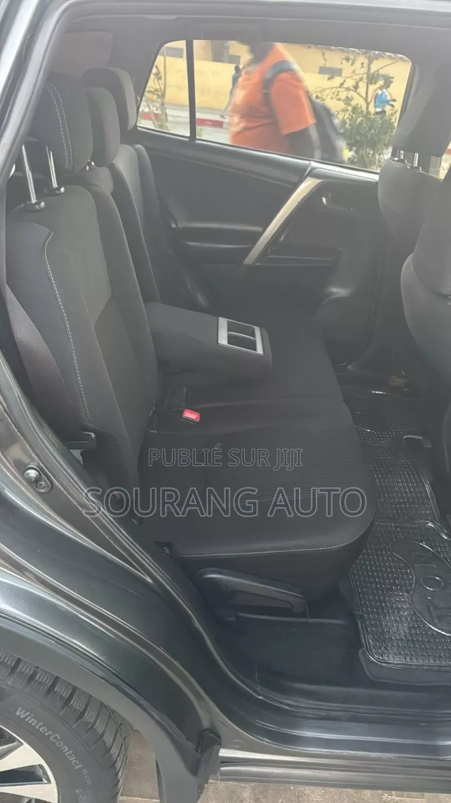 Toyota RAV4 XLE 4dr SUV (2.5L 4cyl 6A) 2015 Gris