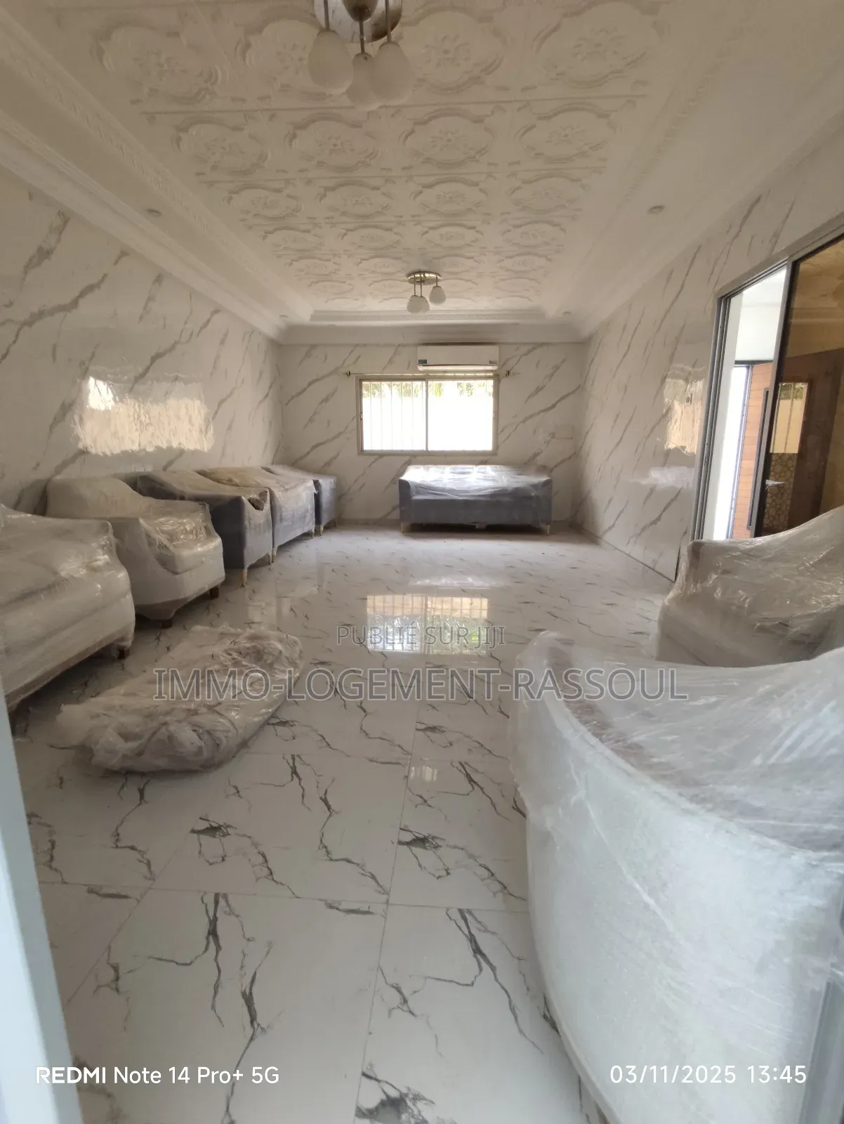 7chbre Villa dans , Almadies à Louer