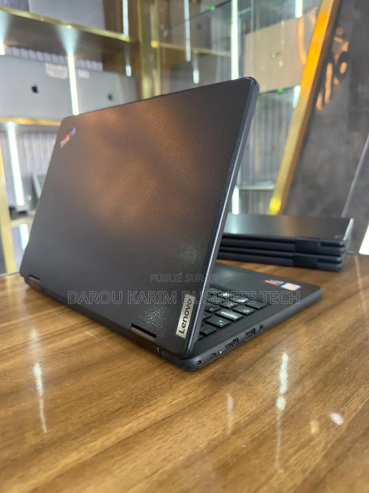 Nouveau Ordinateur portable Lenovo Yoga 11e 8GB Intel Core M3 SSD 256GB