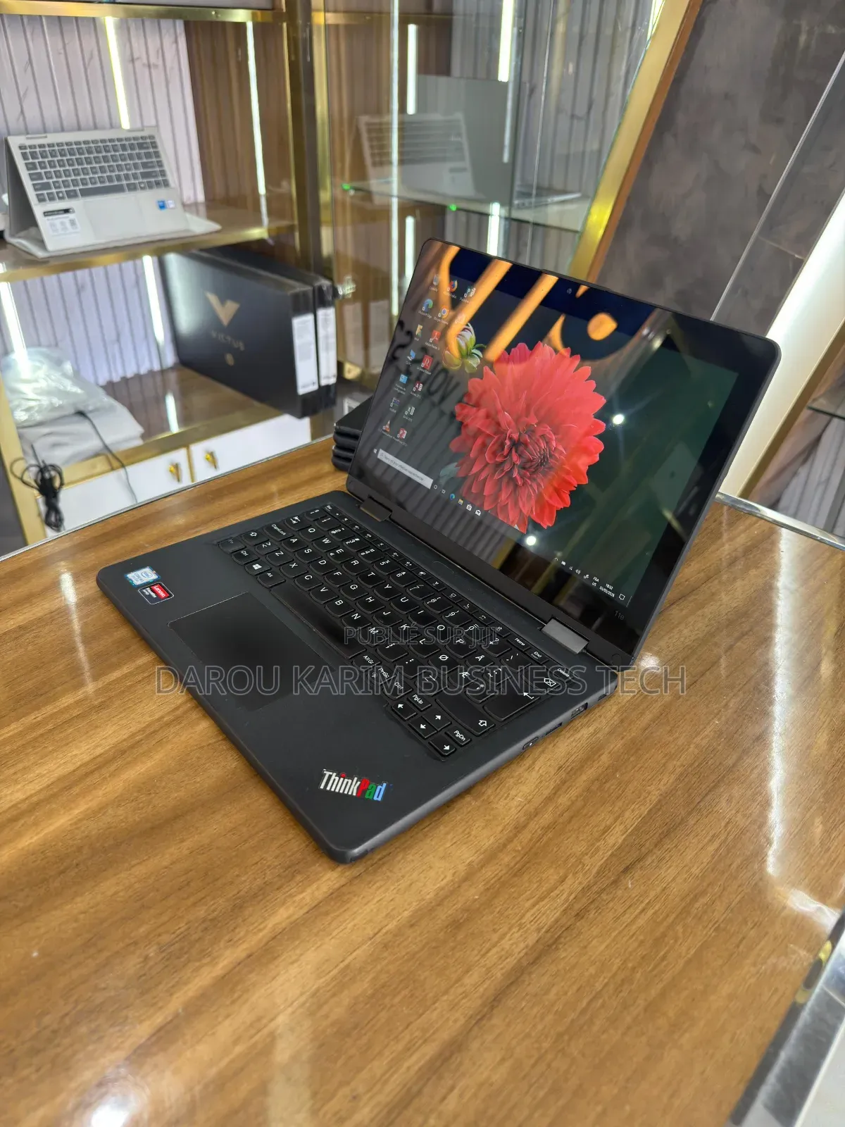 Nouveau Ordinateur portable Lenovo Yoga 11e 8GB Intel Core M3 SSD 256GB