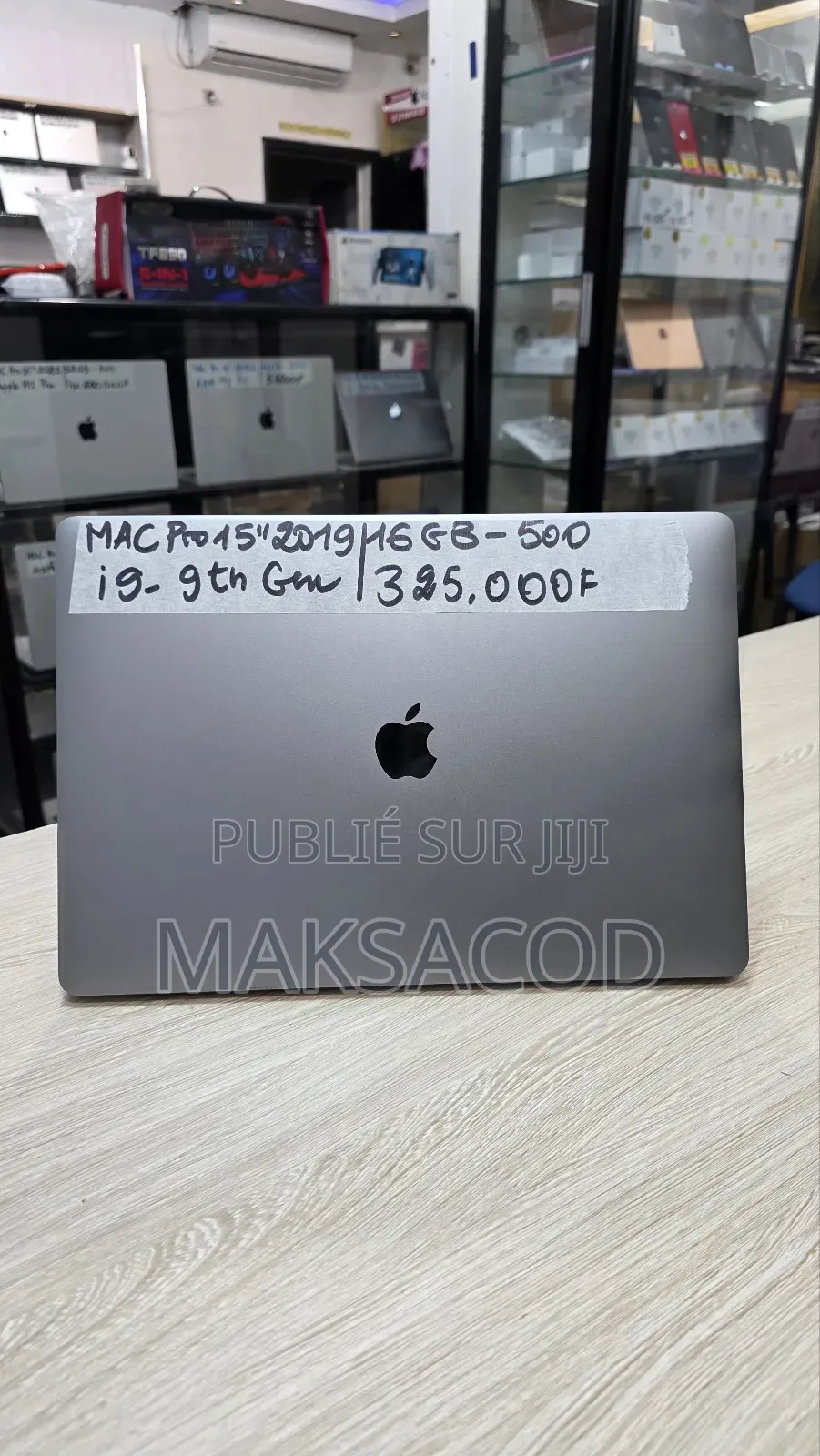 Ordinateur portable Apple MacBook Pro 2019 32GB Intel Core i9 SSD 256GB