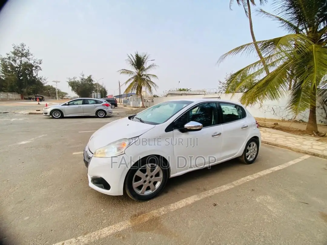 Peugeot 208 2013 Blanc