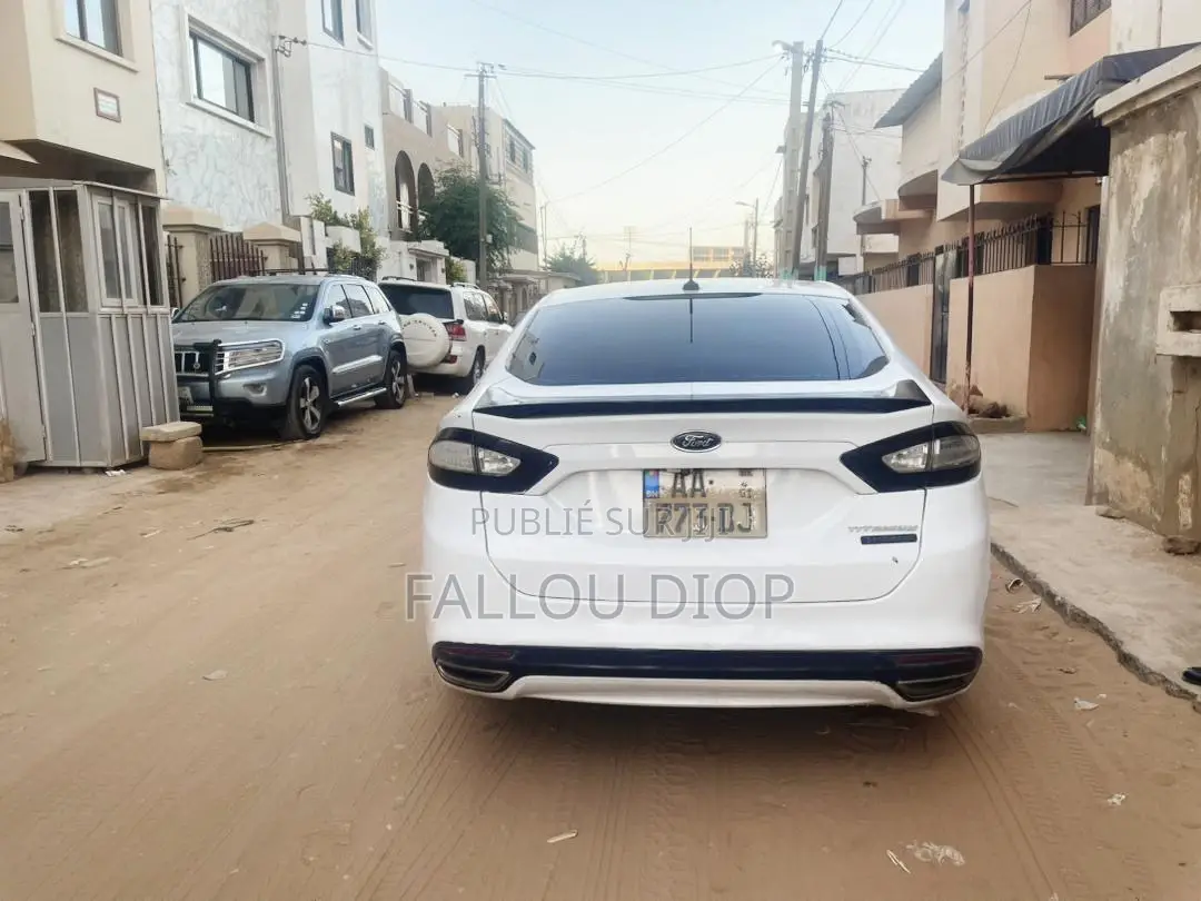 Ford Fusion 2014 Blanc