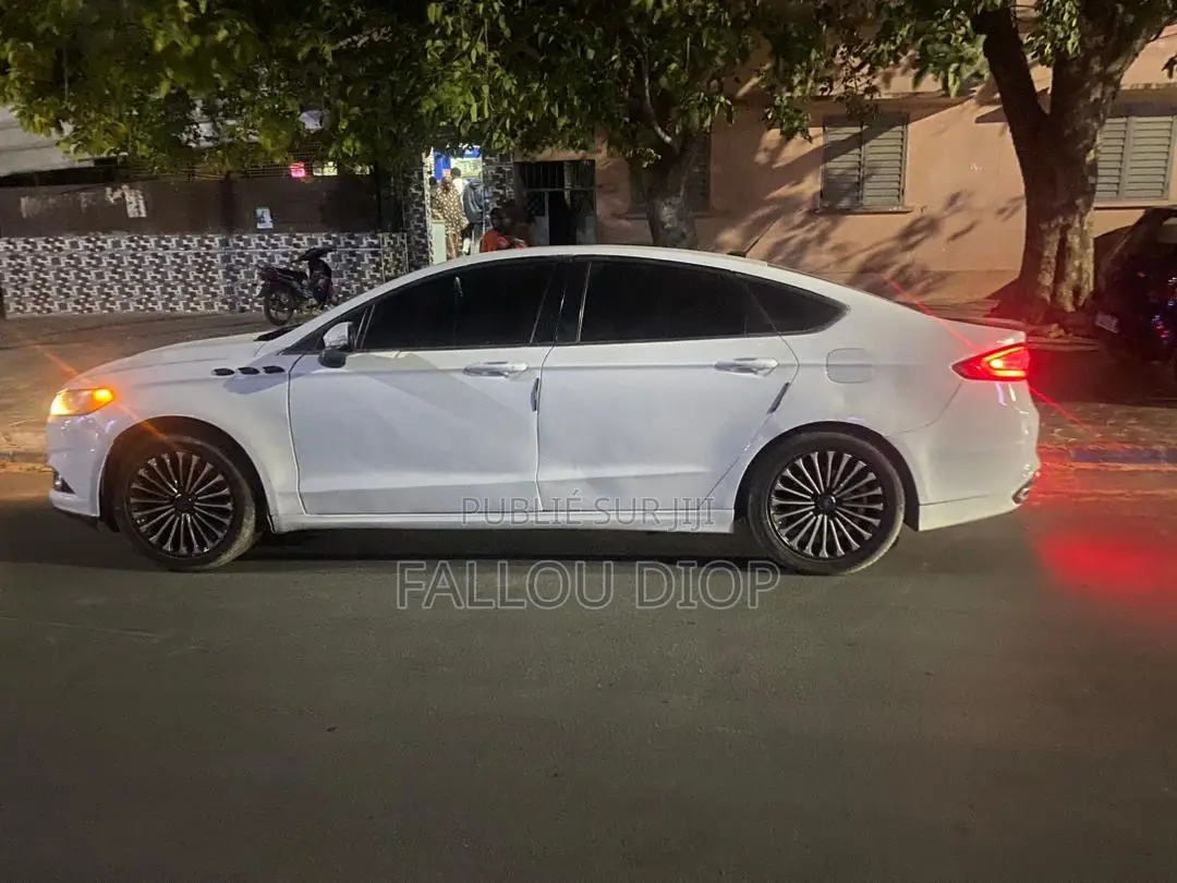 Ford Fusion 2014 Blanc