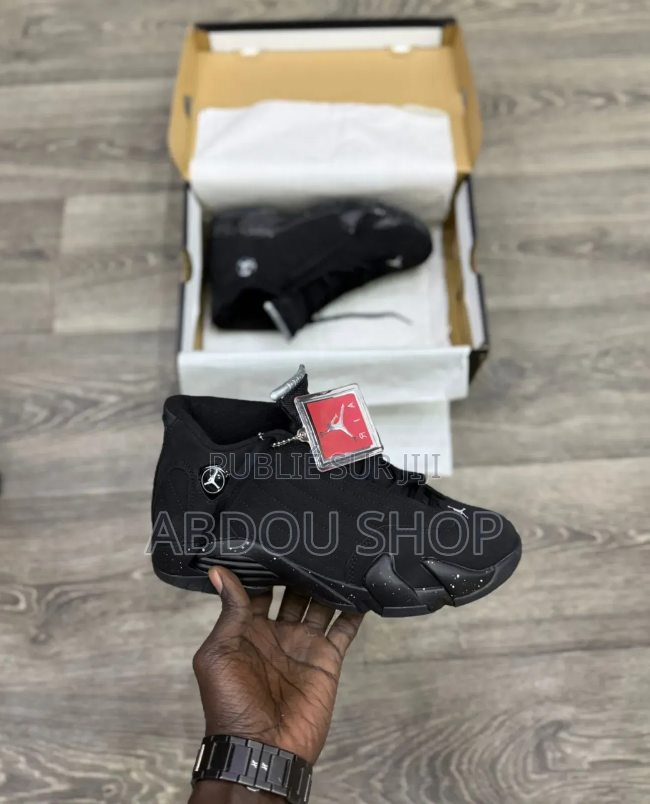 Shoes Jordan 14 Couleur Noir Original Disponible