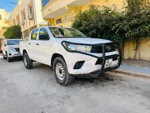 Toyota Hilux Revo Double Cab Deisel 2.4 RWD 2021 Blanc