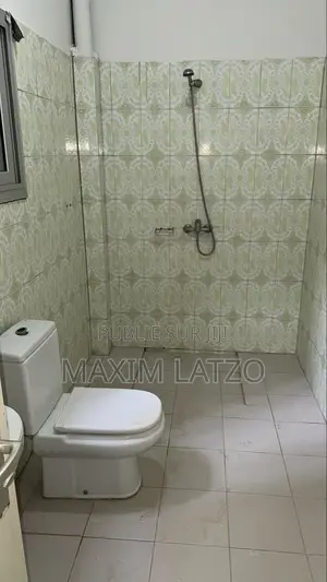 1chbre Studio dans Yoff à Louer