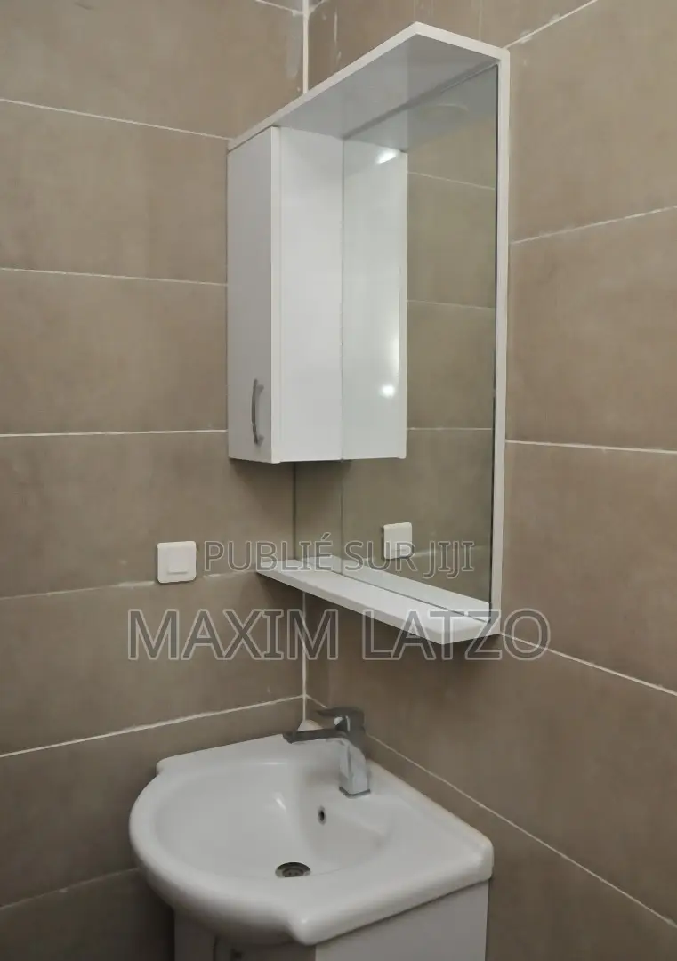 3chbre Appartement dans Fann-Point E-Amitié à Louer