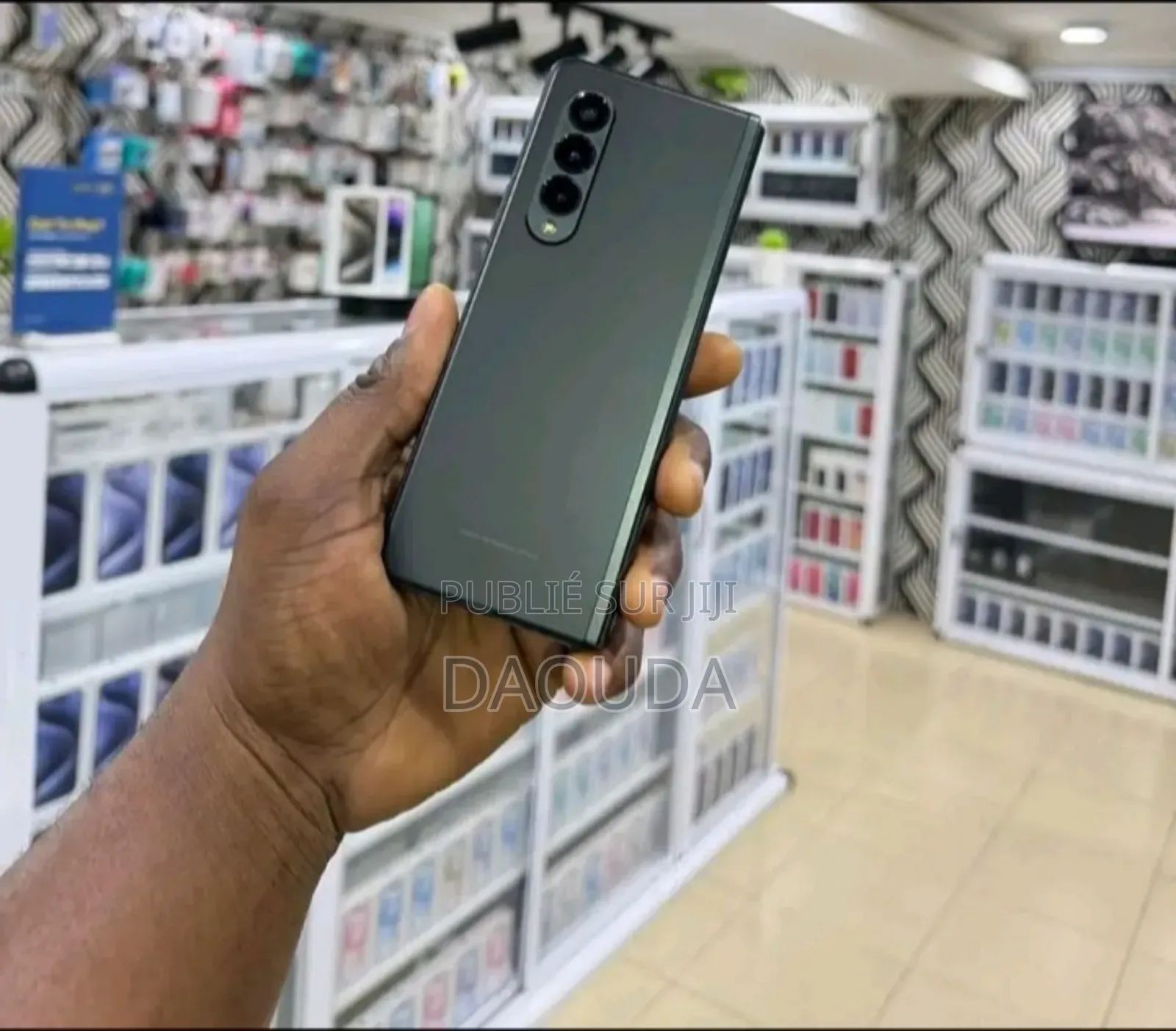 Nouveau Samsung Galaxy Z Fold 3 256 GB Gris