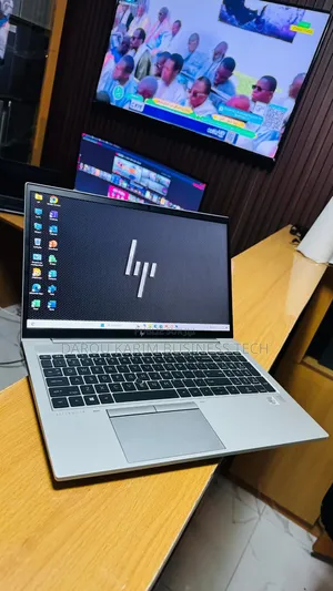 Nouveau HP EliteBook 850 16GB Intel Core i5 SSD 256GB