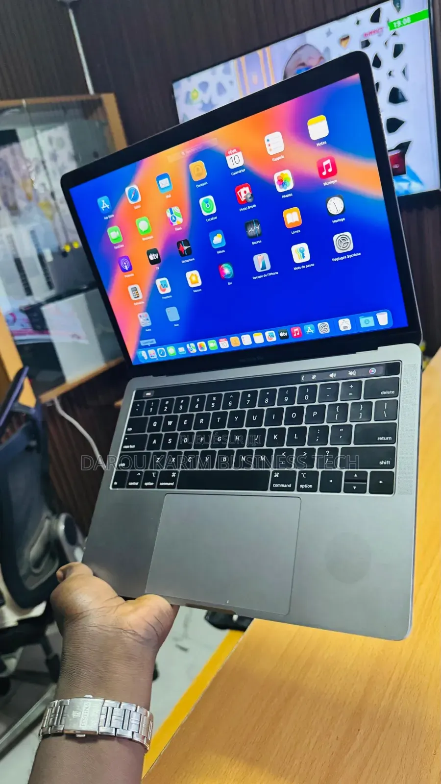 Nouveau Apple MacBook Pro 2019 8GB Intel Core i5 SSD 128GB