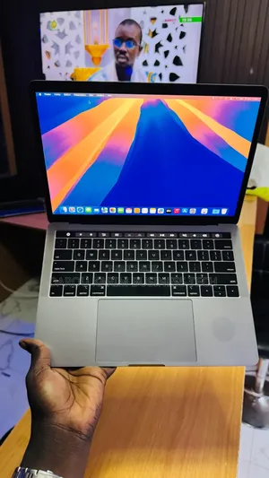 Nouveau Apple MacBook Pro 2019 8GB Intel Core i5 SSD 128GB