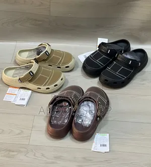 Shoes Crocs 3 Carré Disponible