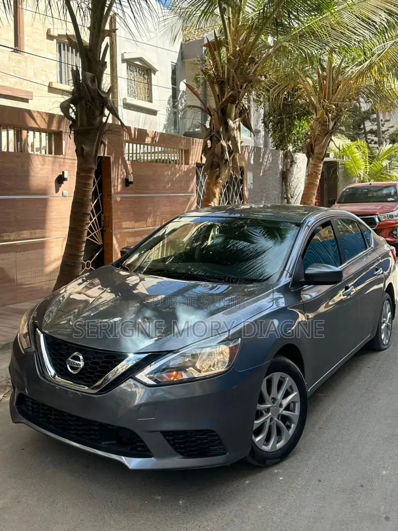 Nissan Sentra 2019 Gris
