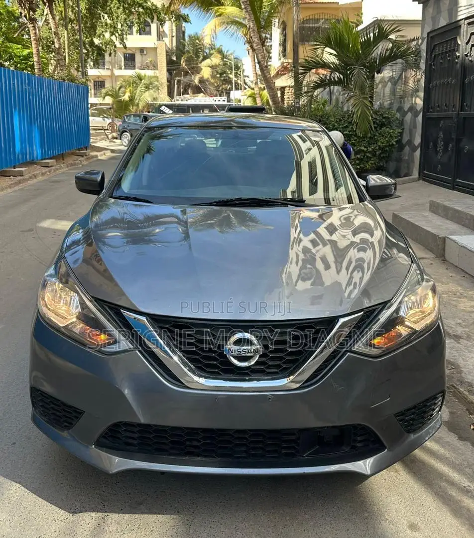 Nissan Sentra 2019 Gris