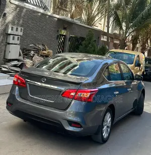 Nissan Sentra 2019 Gris
