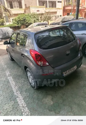 Hyundai i20 2016 Gris
