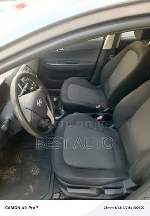 Hyundai i20 2016 Gris