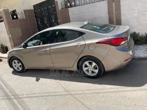 Hyundai Elantra SE 4dr Sedan (1.8L 4cyl 6M) 2015 Gris