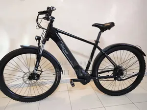 Nouveau Autre 2024 Noir