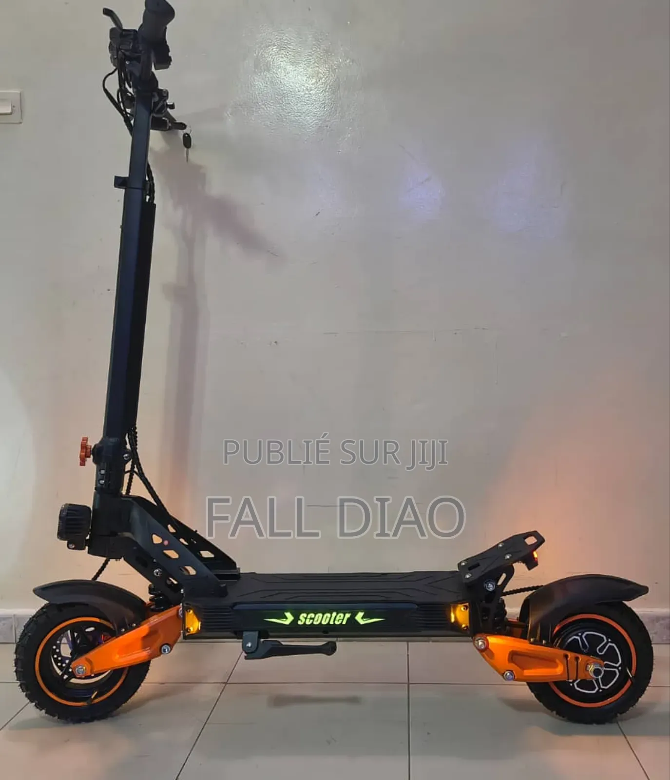 Nouveau Autre 2024 Orange