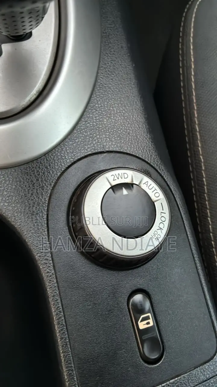 Nissan Qashqai 2011 Noir