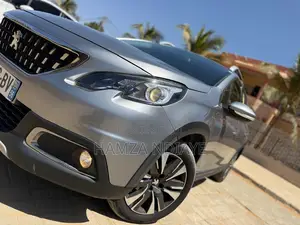 Peugeot 2008 2019 Gris