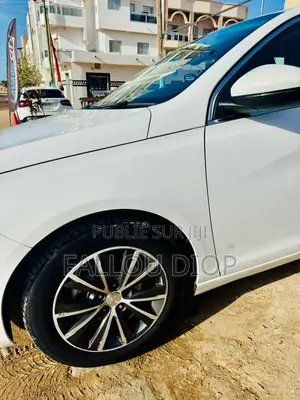 Peugeot 308 2016 Blanc