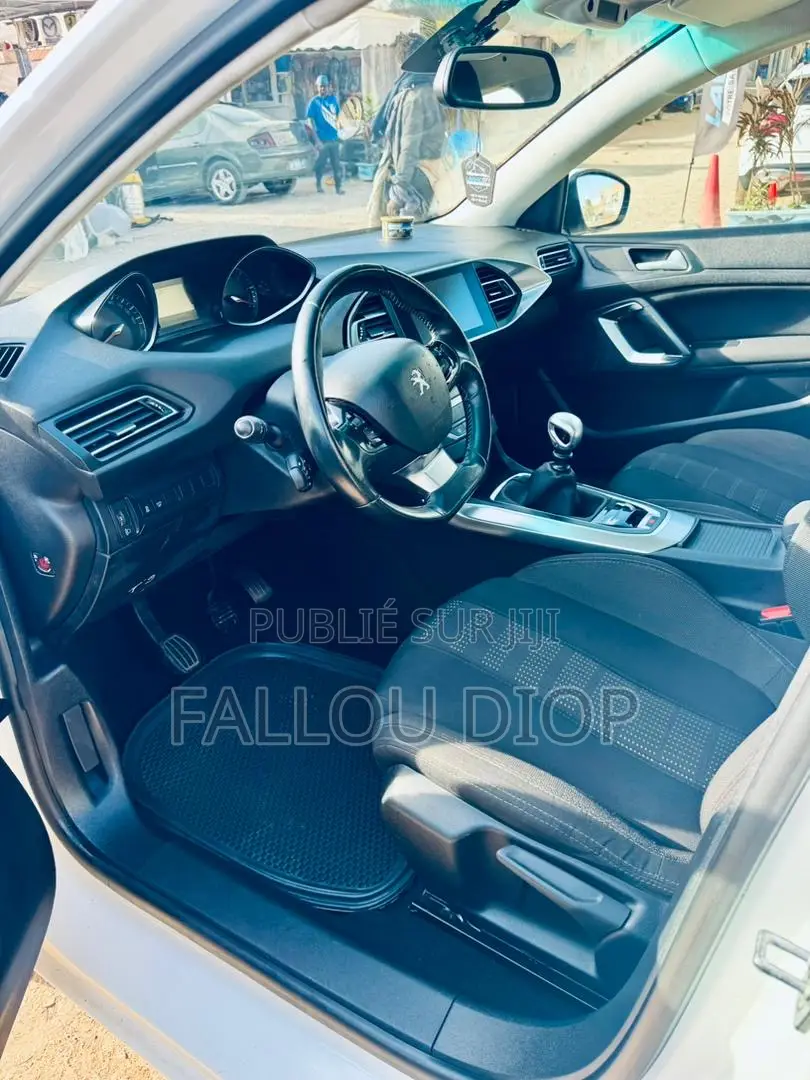 Peugeot 308 2016 Blanc