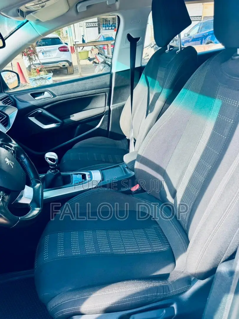 Peugeot 308 2016 Blanc