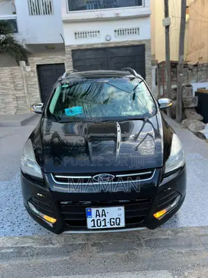 Ford Escape Titanium 4dr SUV (1.6L 4cyl Turbo 6A) 2015 Noir