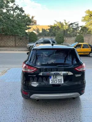 Ford Escape Titanium 4dr SUV (1.6L 4cyl Turbo 6A) 2015 Noir