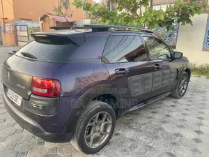 Citroen C4 2016 Violet