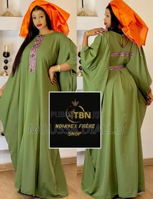Robe Traditionnelle Élégante Vert Olive