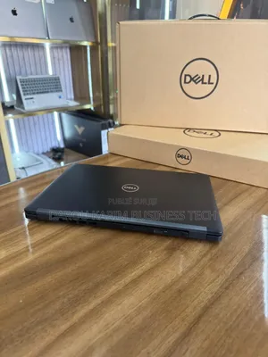 Nouveau Dell Latitude 5290 8GB Intel Core i5 SSD 256GB