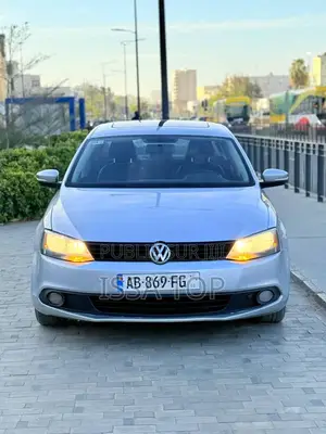 Volkswagen Jetta 2014 Gris