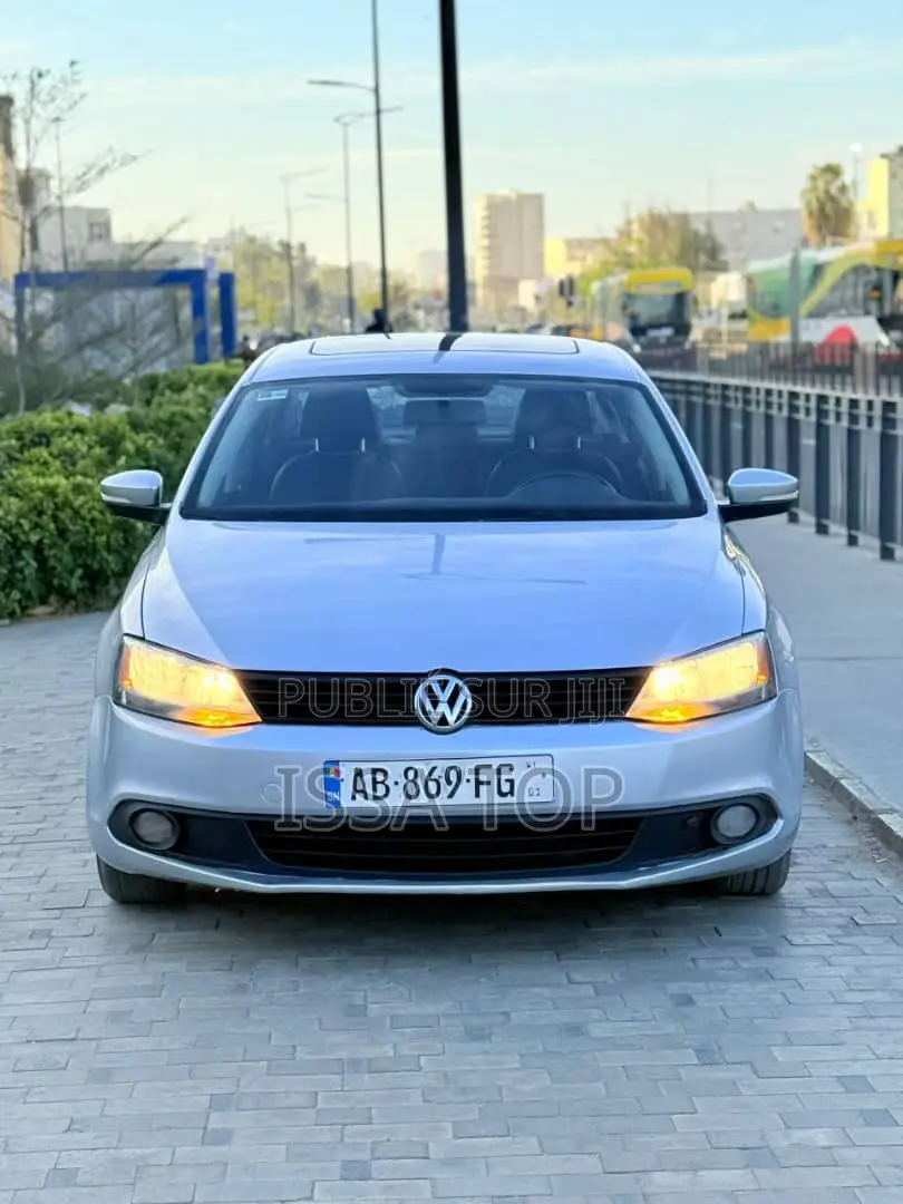 Volkswagen Jetta 2014 Gris