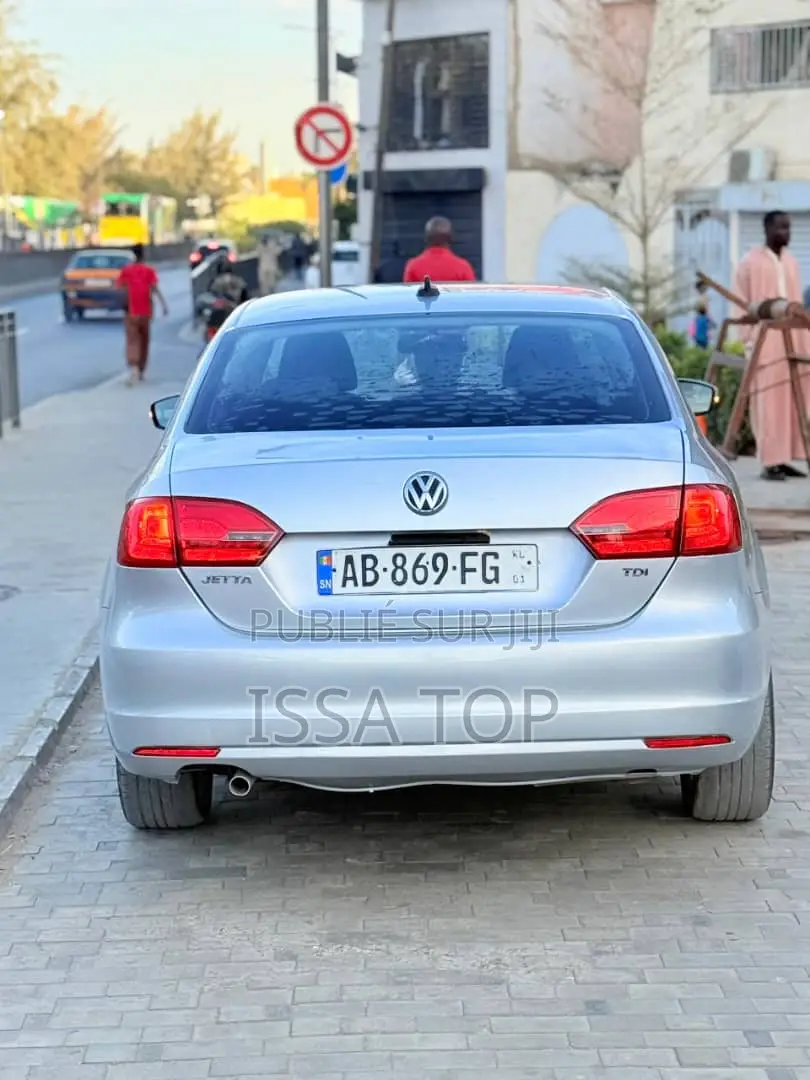 Volkswagen Jetta 2014 Gris