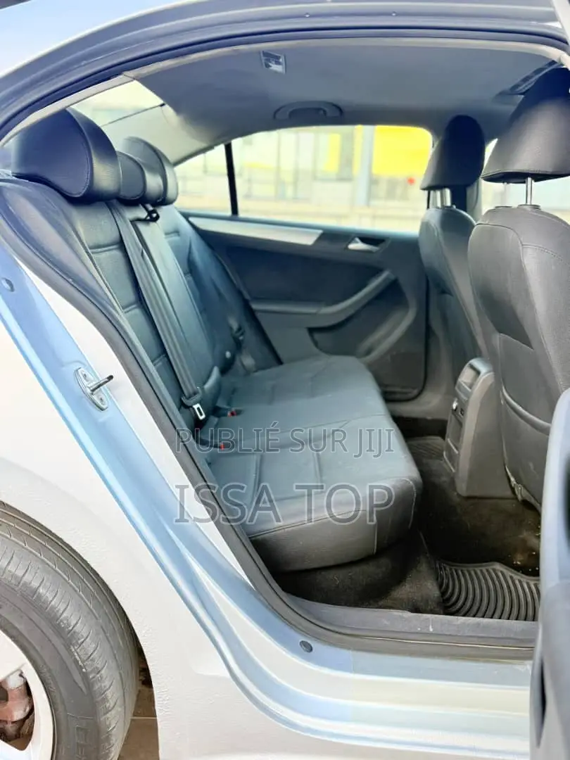 Volkswagen Jetta 2014 Gris