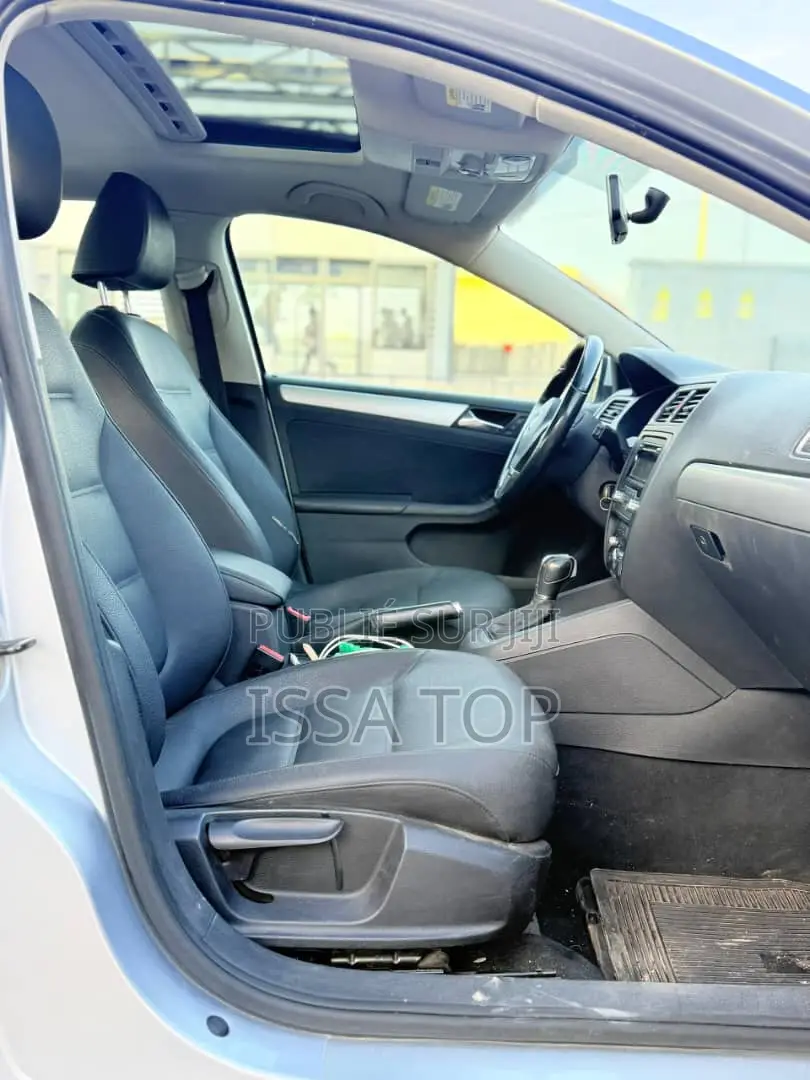 Volkswagen Jetta 2014 Gris