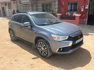 Mitsubishi RVR 2017 Gris