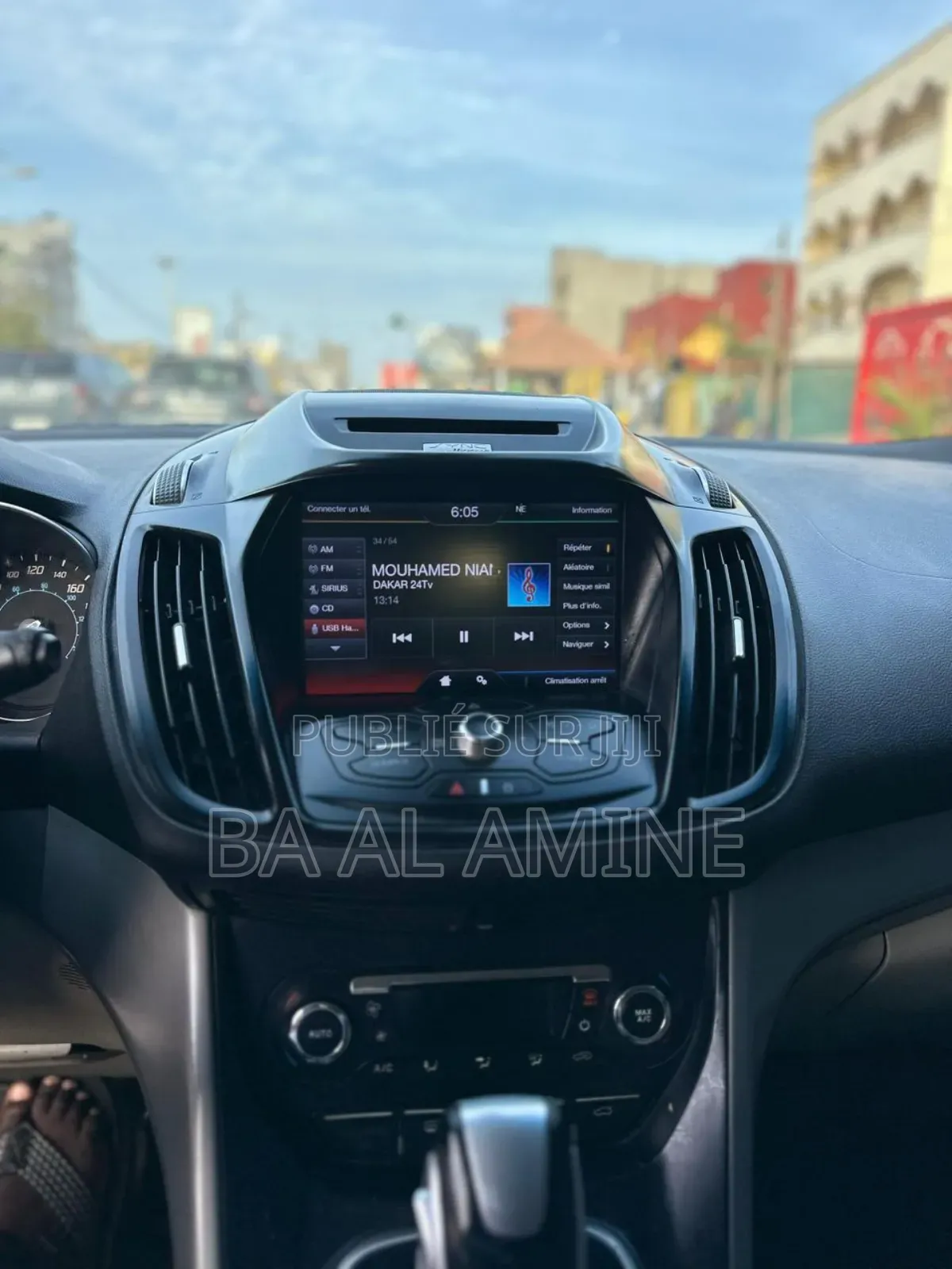 Ford Escape Titanium 4dr SUV (1.6L 4cyl Turbo 6A) 2014 Blanc