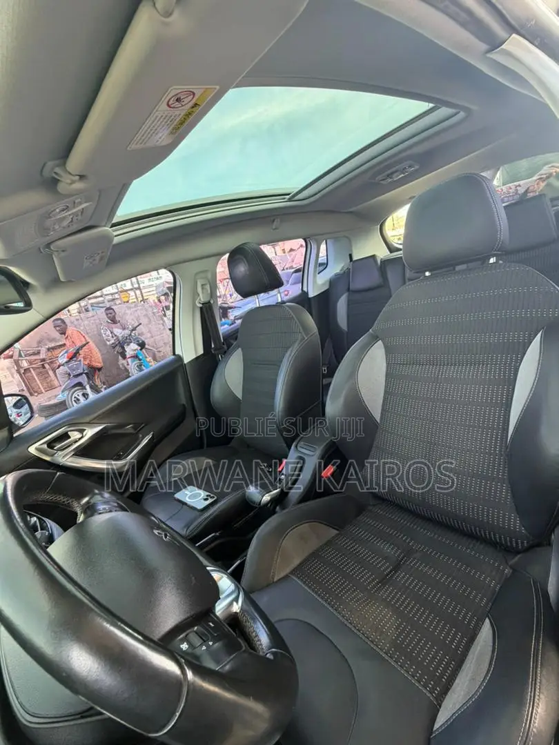 Peugeot 2008 2015 Blanc